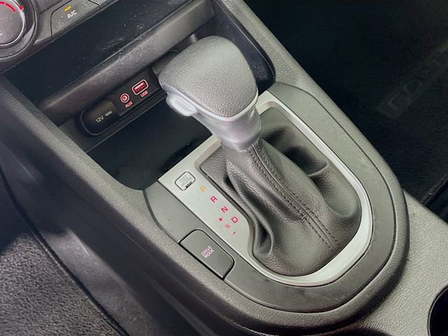 Used 2020 Kia Forte LXS FWD image 17