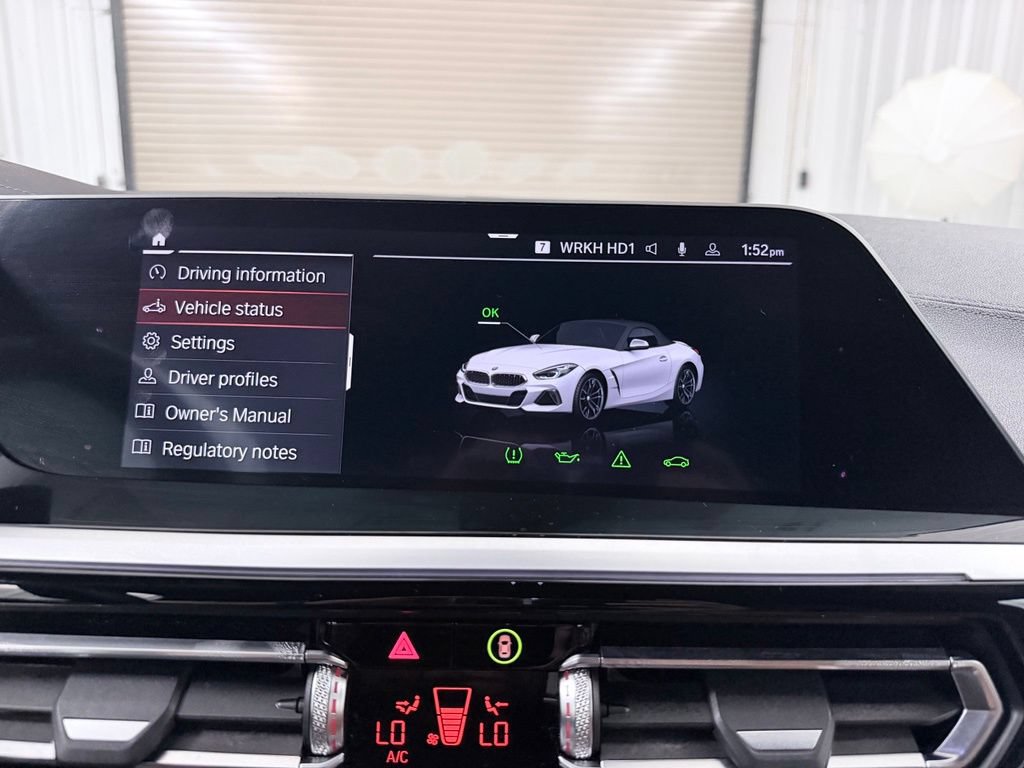 Used 2020 BMW Z4 M40i w/ Executive Package RWD image 38