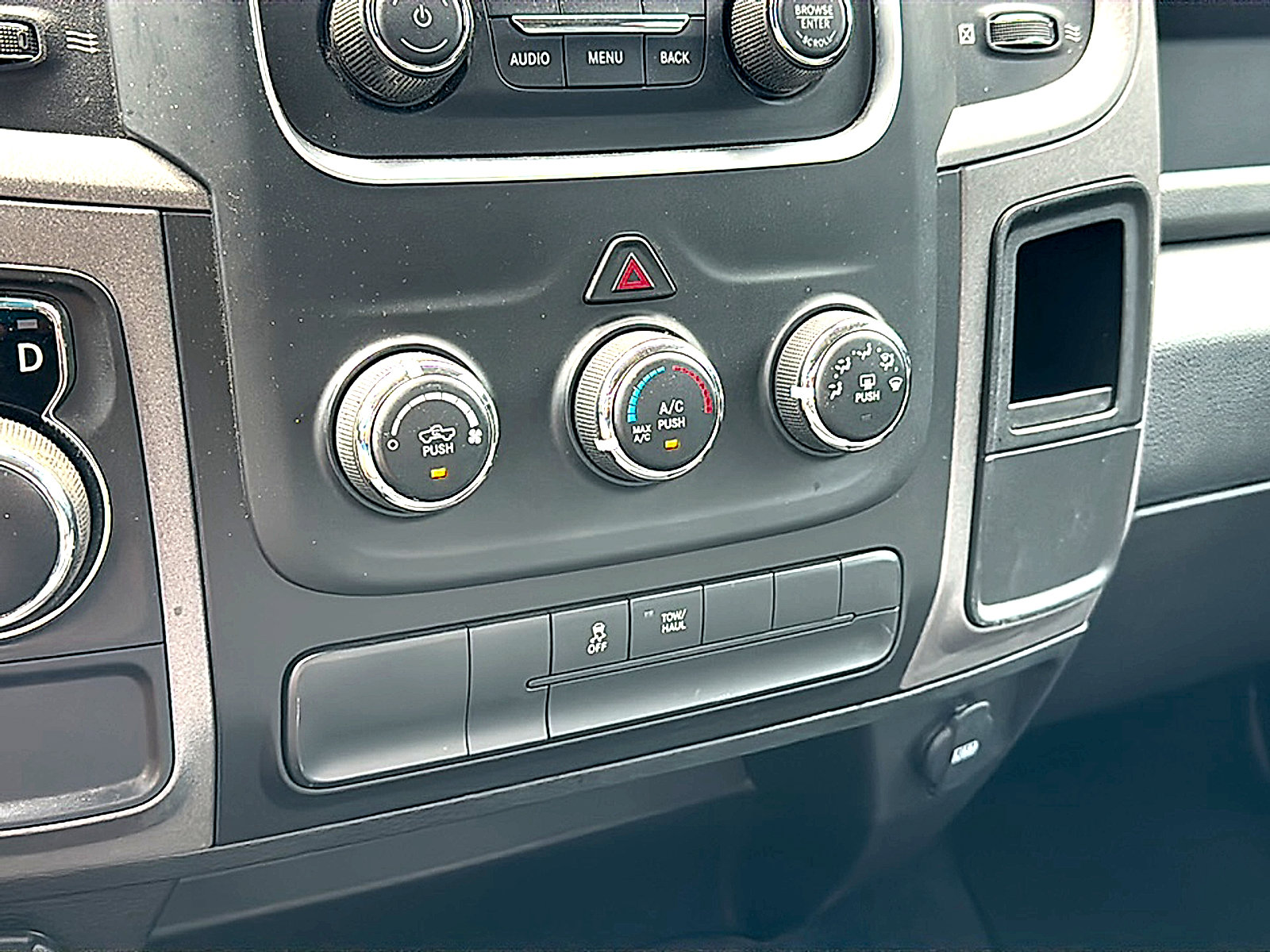 Used 2020 RAM 1500 Tradesman w/ Popular Equipment Group RWD image 32