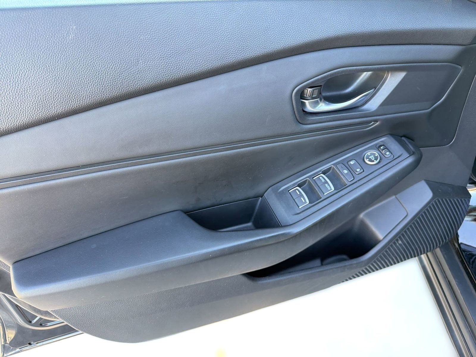 Used 2024 Honda Accord EX image 22