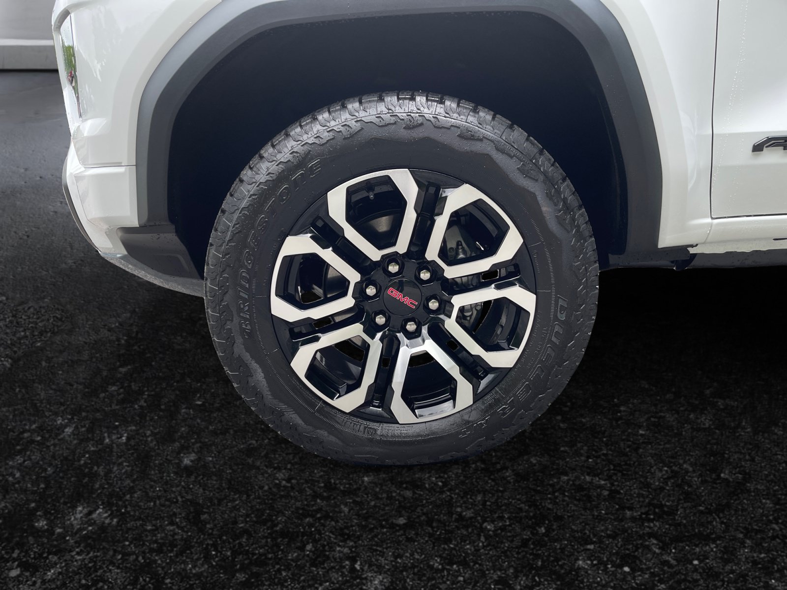 New 2026 GMC Canyon AT4 w/ Technology Plus Package AWD/4WD image 10