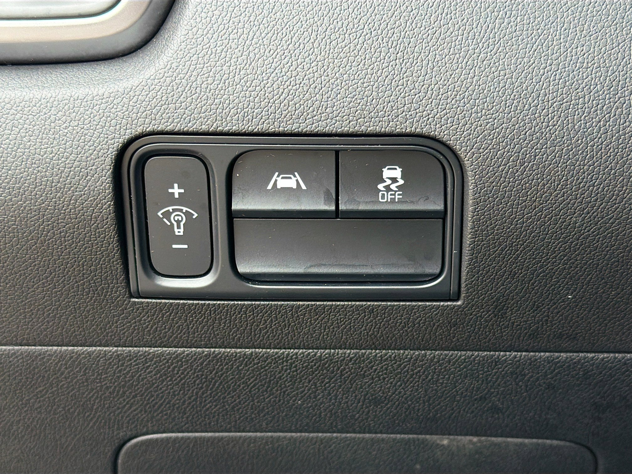 Used 2023 Kia Sorento LX image 33