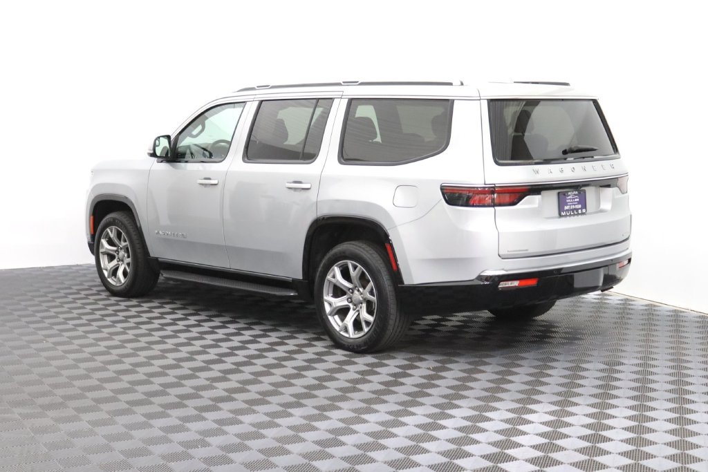 Used 2022 Jeep Wagoneer Series II AWD/4WD image 7