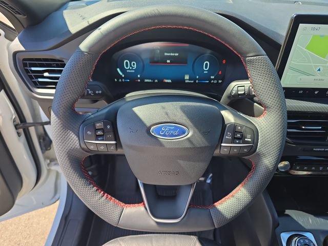 Certified 2023 Ford Escape ST-Line Elite w/ Premium Technology Package AWD/4WD image 17