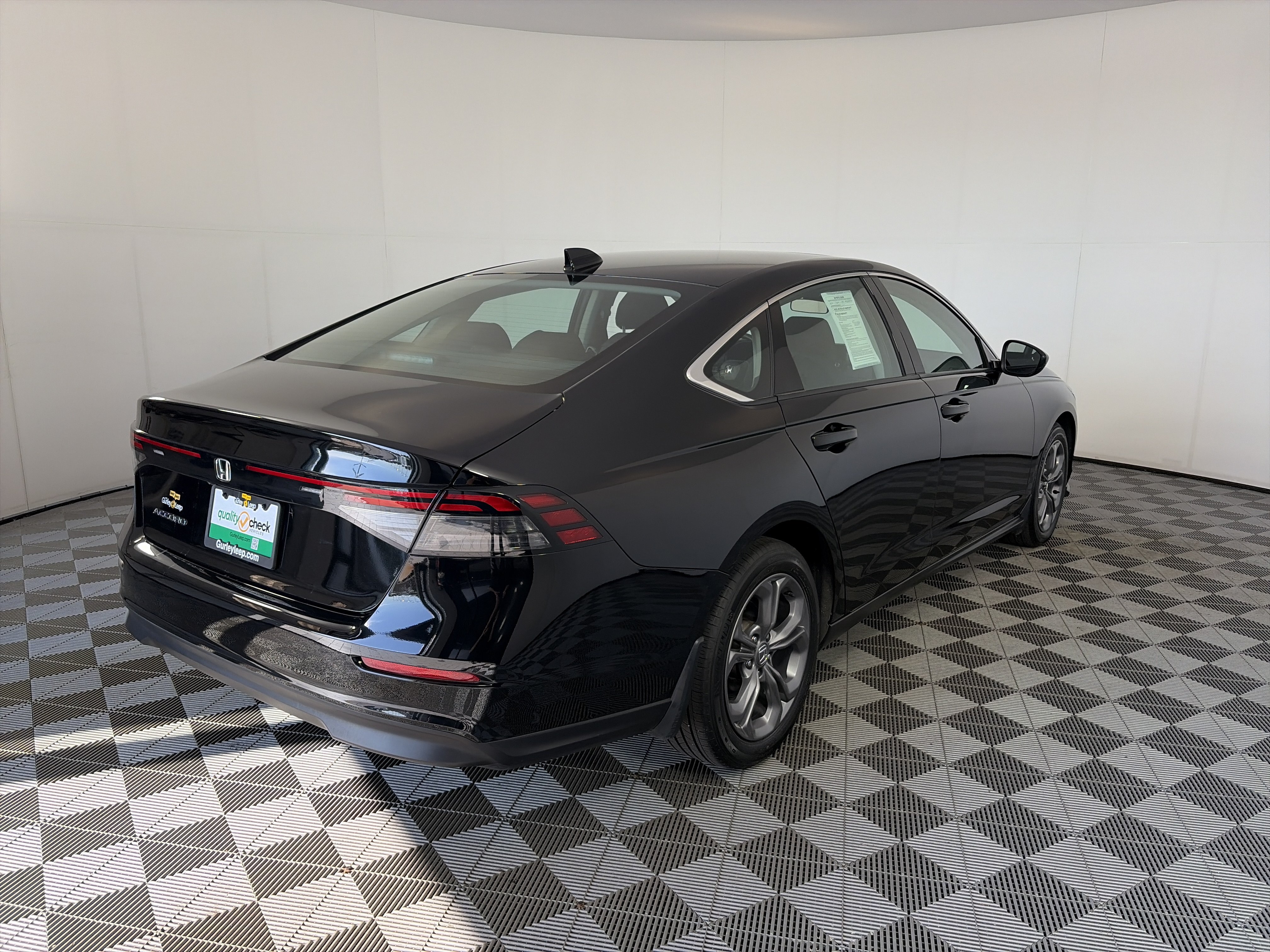Used 2024 Honda Accord EX image 10