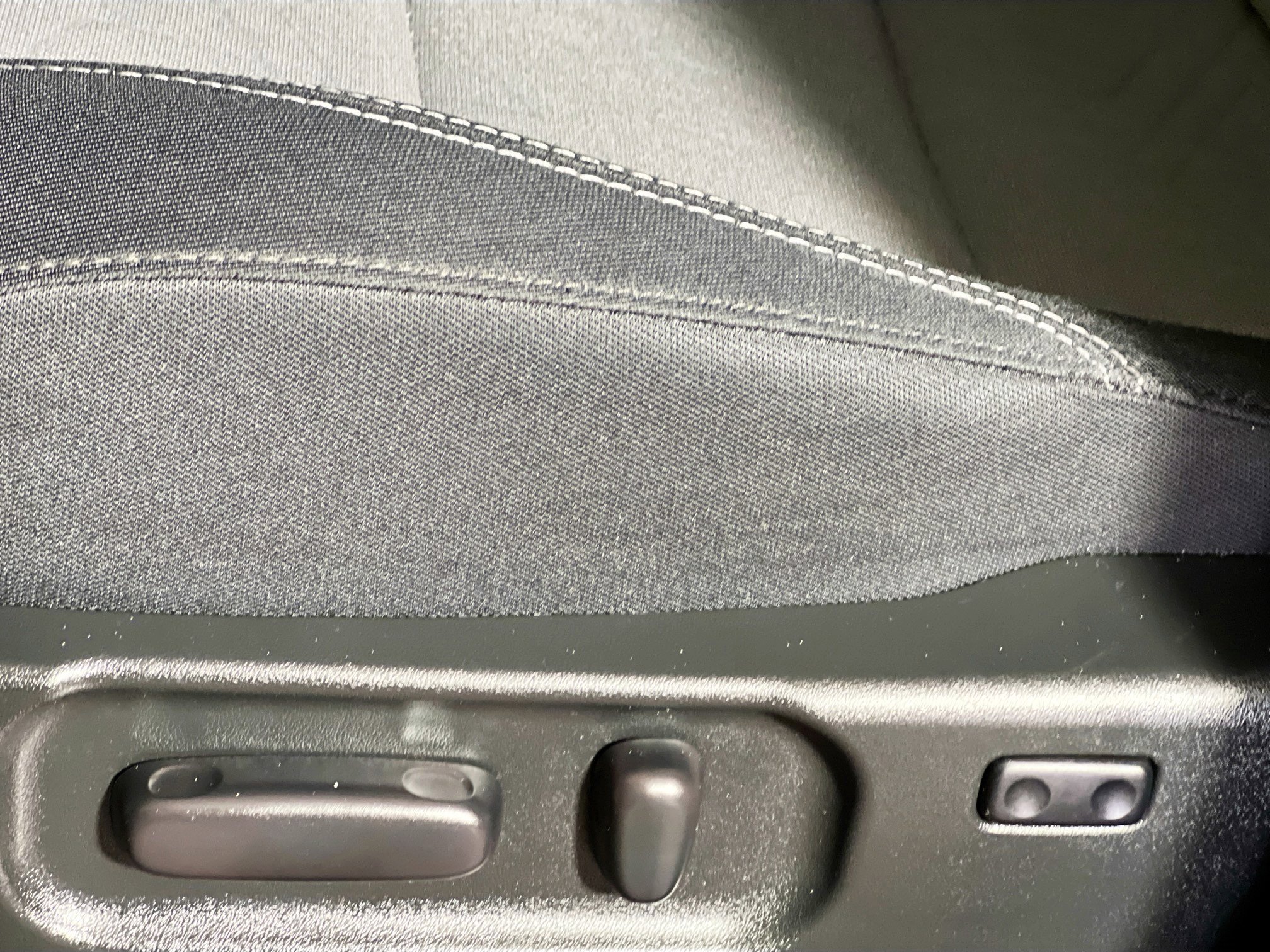 Used 2022 Toyota Tacoma TRD Sport w/ Technology Package image 15