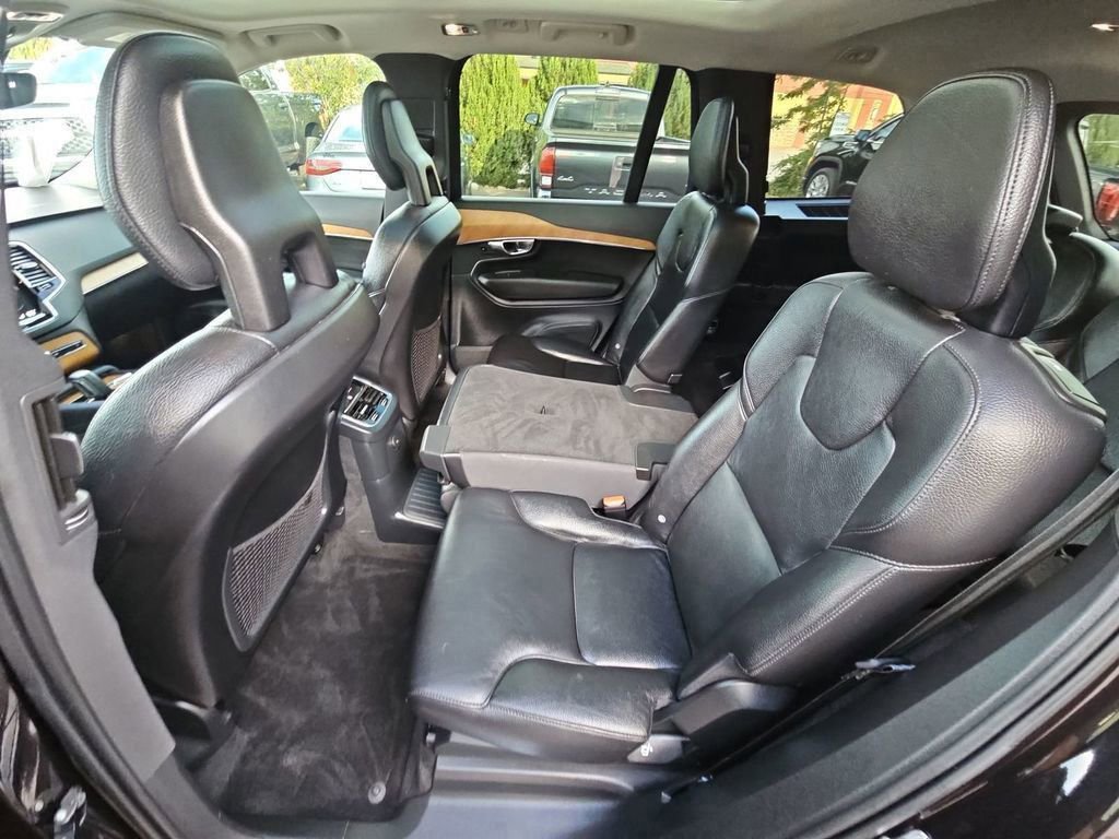 Used 2021 Volvo XC90 T8 Inscription Expression w/ Advanced Package image 19