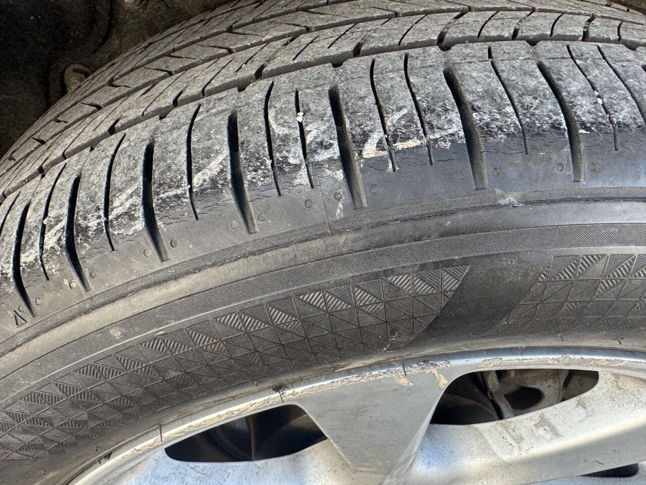 Used 2012 Chevrolet Sonic LS image 24