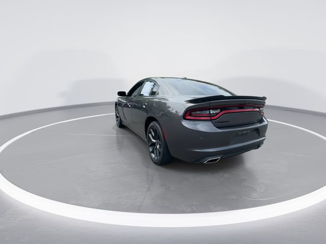 Used 2022 Dodge Charger SXT w/ Blacktop Package RWD image 7
