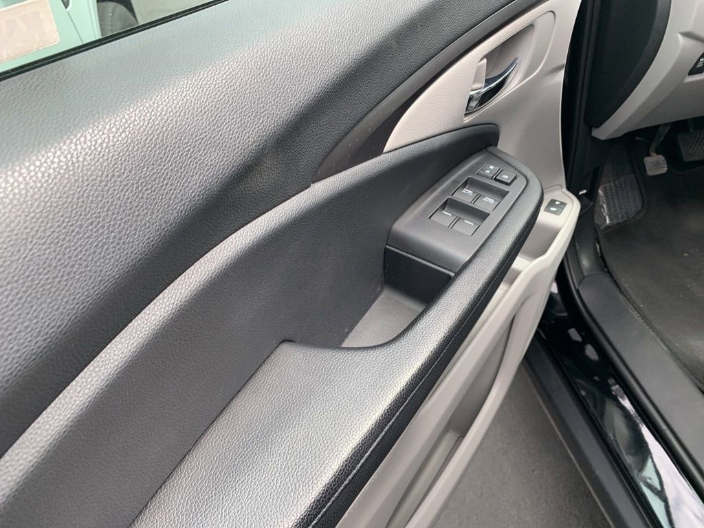 Used 2017 Honda Pilot EX-L image 18
