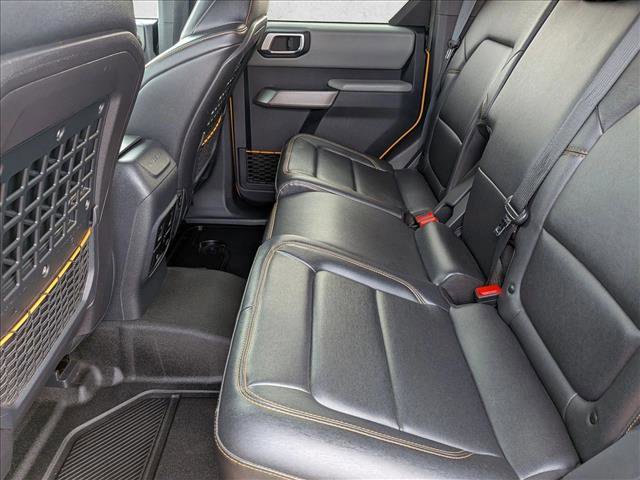 Used 2022 Ford Bronco Badlands w/ Sasquatch Package image 16