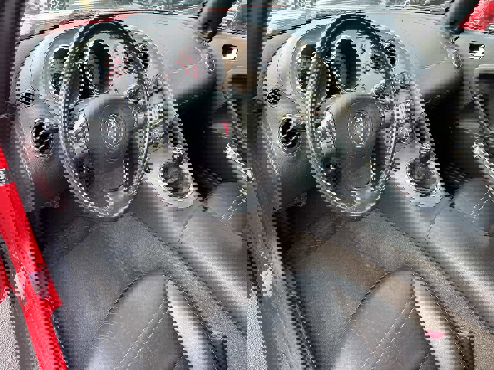 Used 2006 Pontiac Solstice Convertible w/ Premium Package image 15