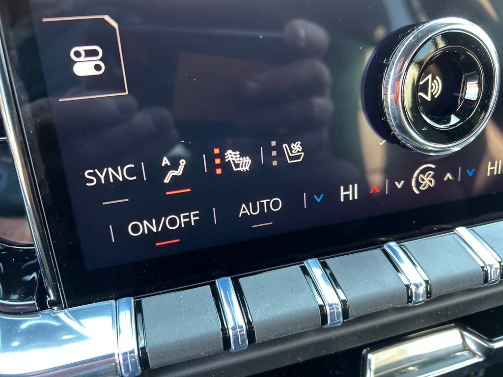 New 2026 GMC Yukon Denali image 25