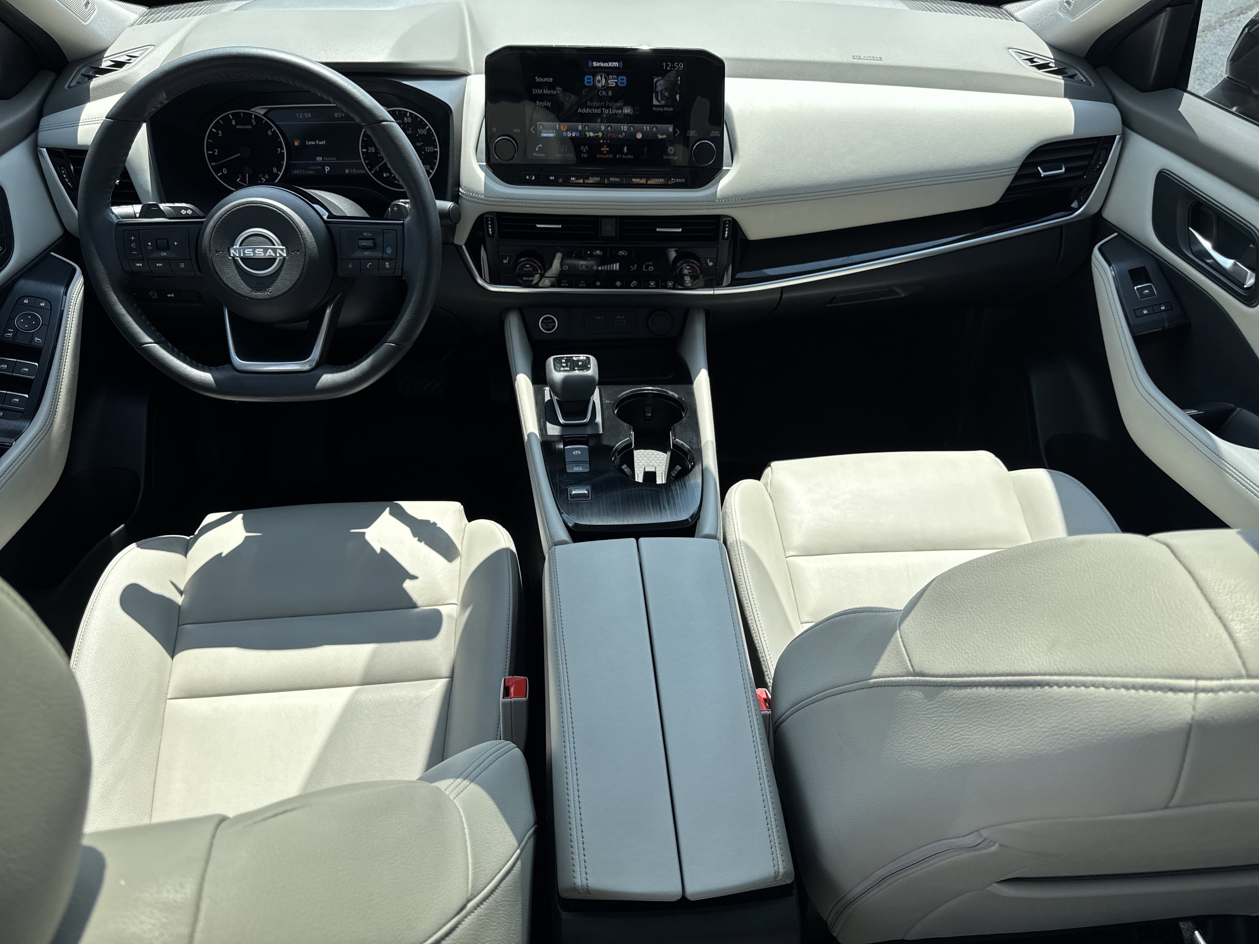 Used 2023 Nissan Rogue SL w/ SL Premium Package FWD image 27