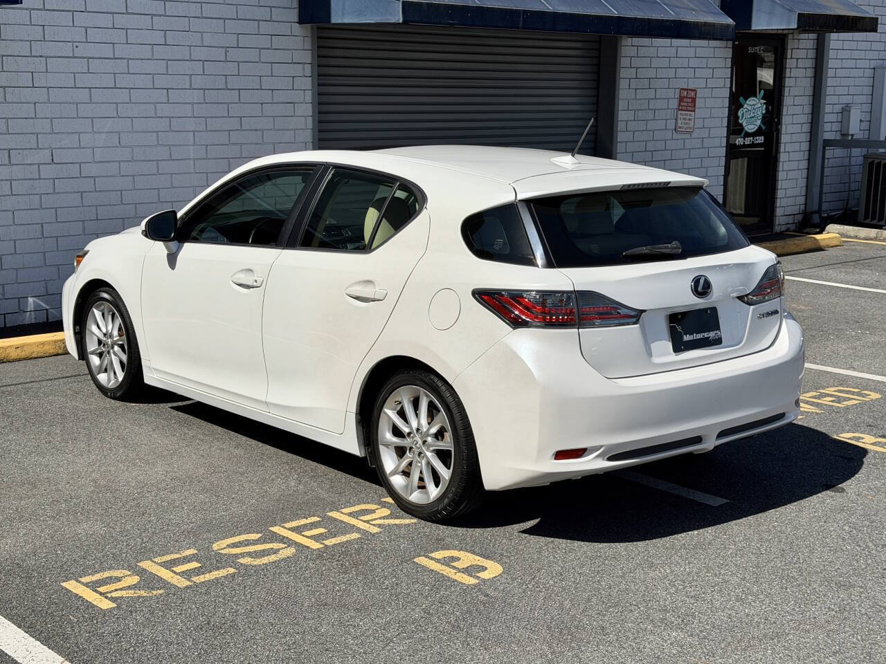 Used 2012 Lexus CT 200h Premium FWD image 4