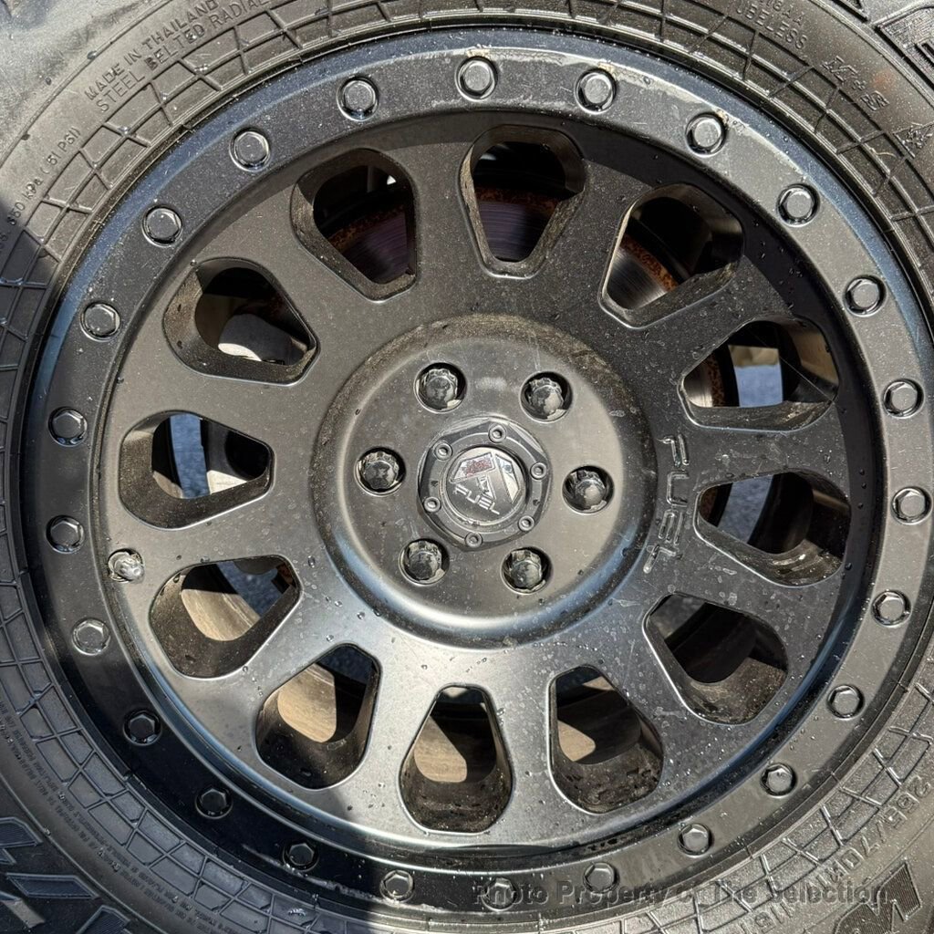 Used 2015 Chevrolet Colorado Z71 image 40