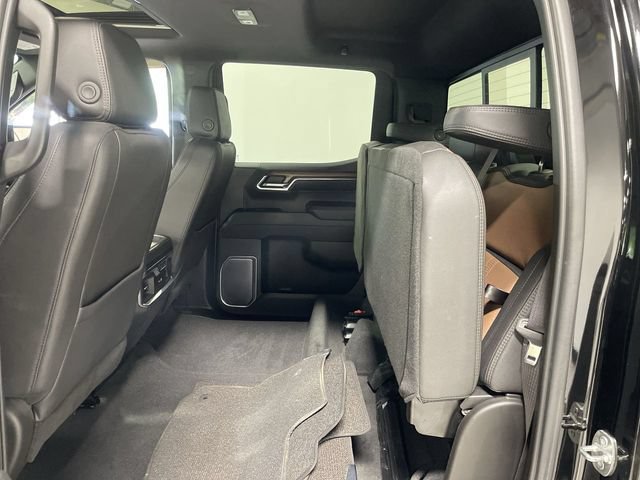 Used 2023 Chevrolet Silverado 1500 High Country w/ Technology Package AWD/4WD image 24