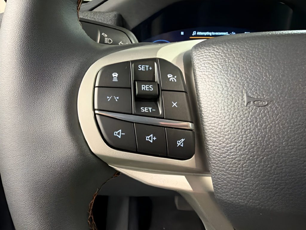 New 2026 Ford Explorer Active AWD/4WD image 17