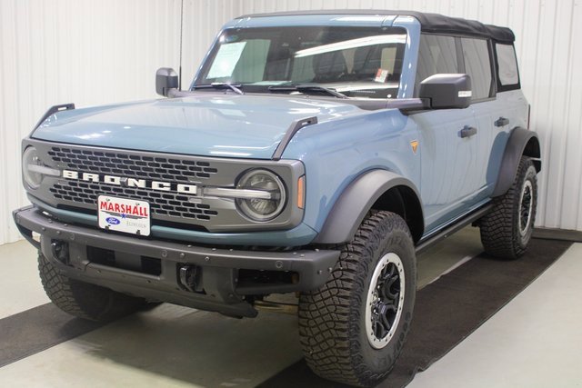Used 2022 Ford Bronco Badlands w/ Sasquatch Package image 3