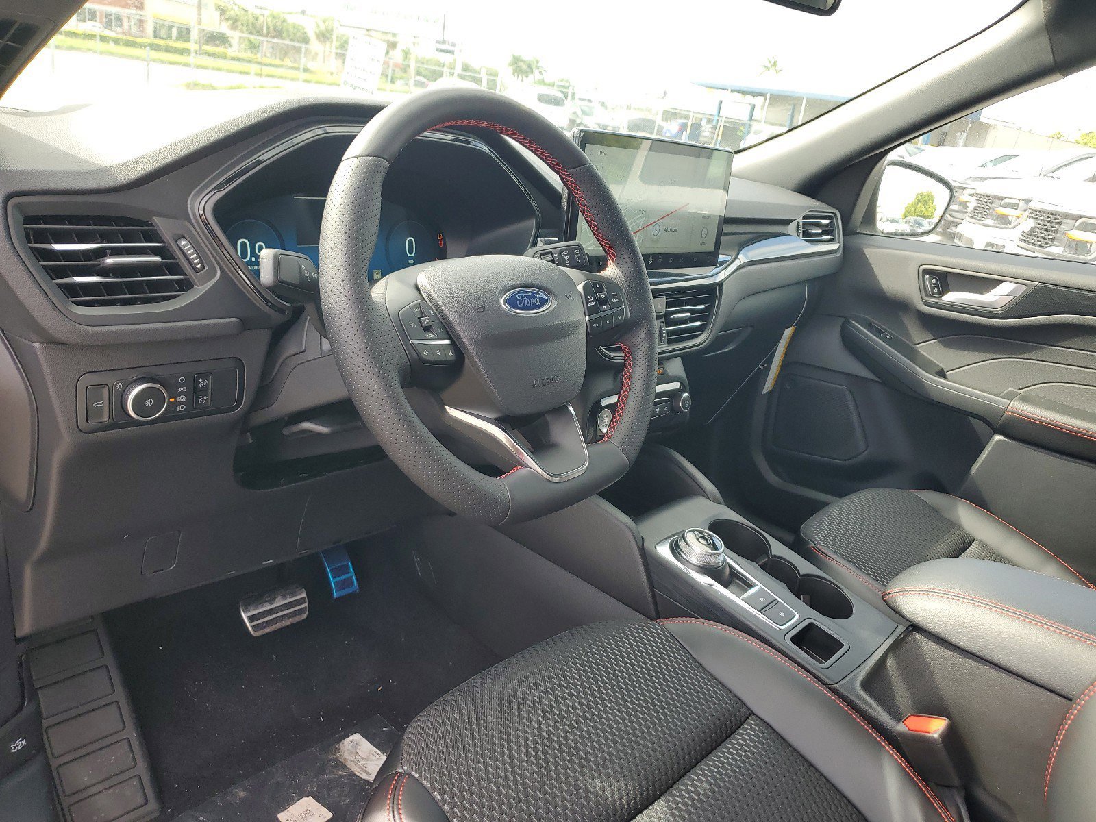 New 2024 Ford Escape ST-Line Elite image 8