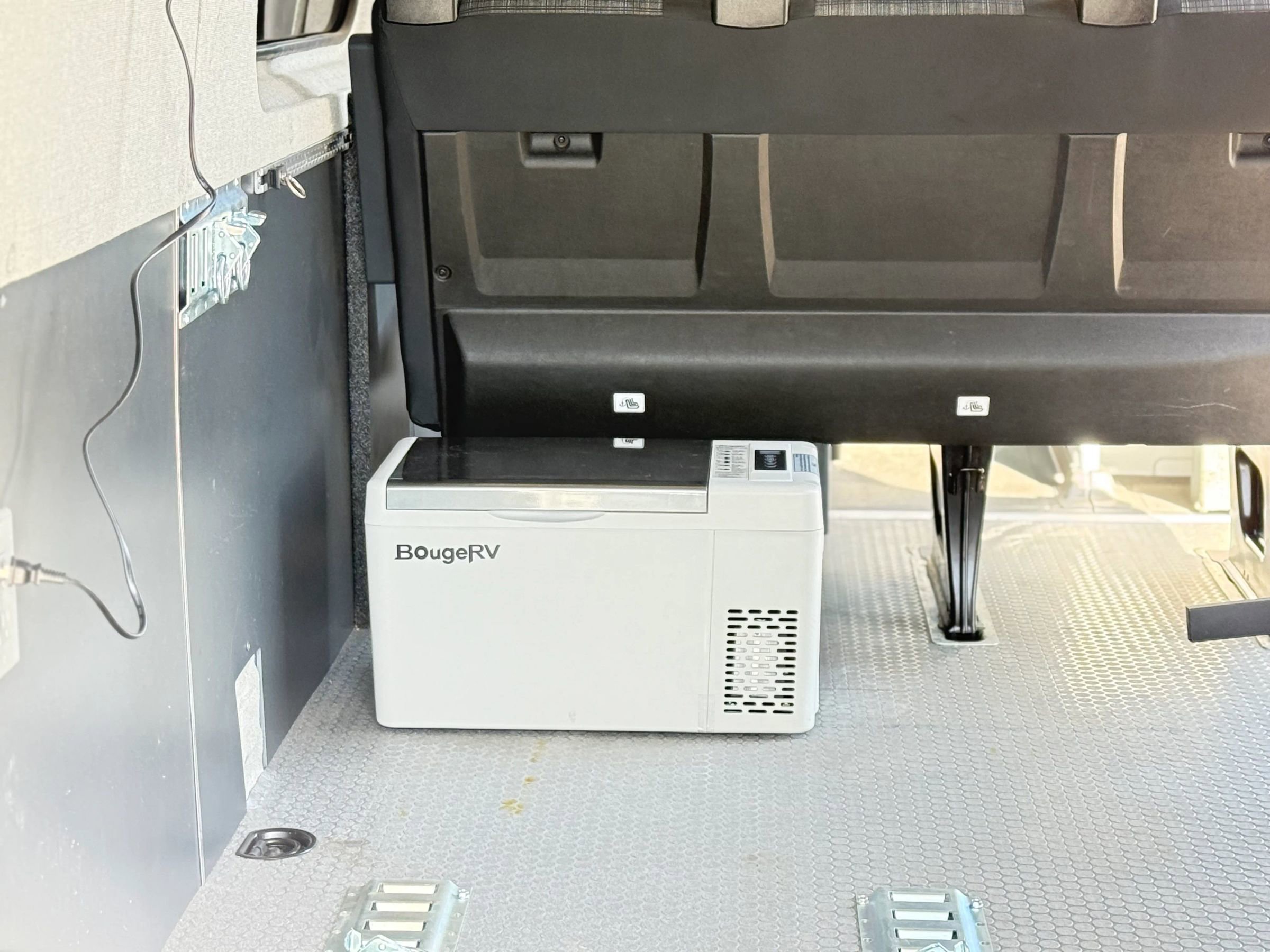 Used 2011 Mercedes-Benz Sprinter 2500 w/ Premium Pkg image 32