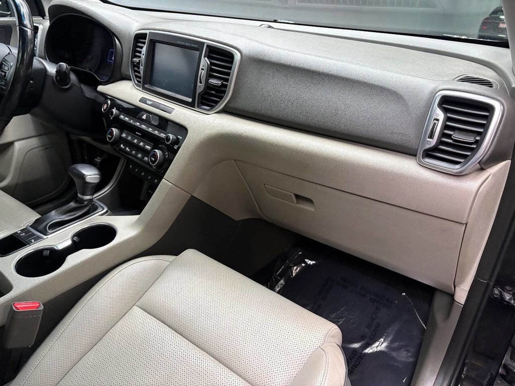 Used 2018 Kia Sportage EX w/ EX Technology Package image 57