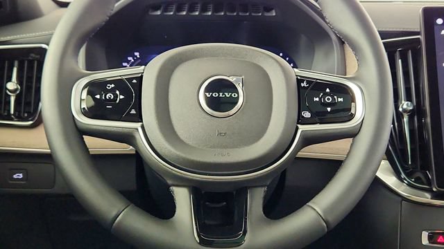 New 2026 Volvo XC90 B6 Plus w/ Protection Package Premier AWD/4WD image 26