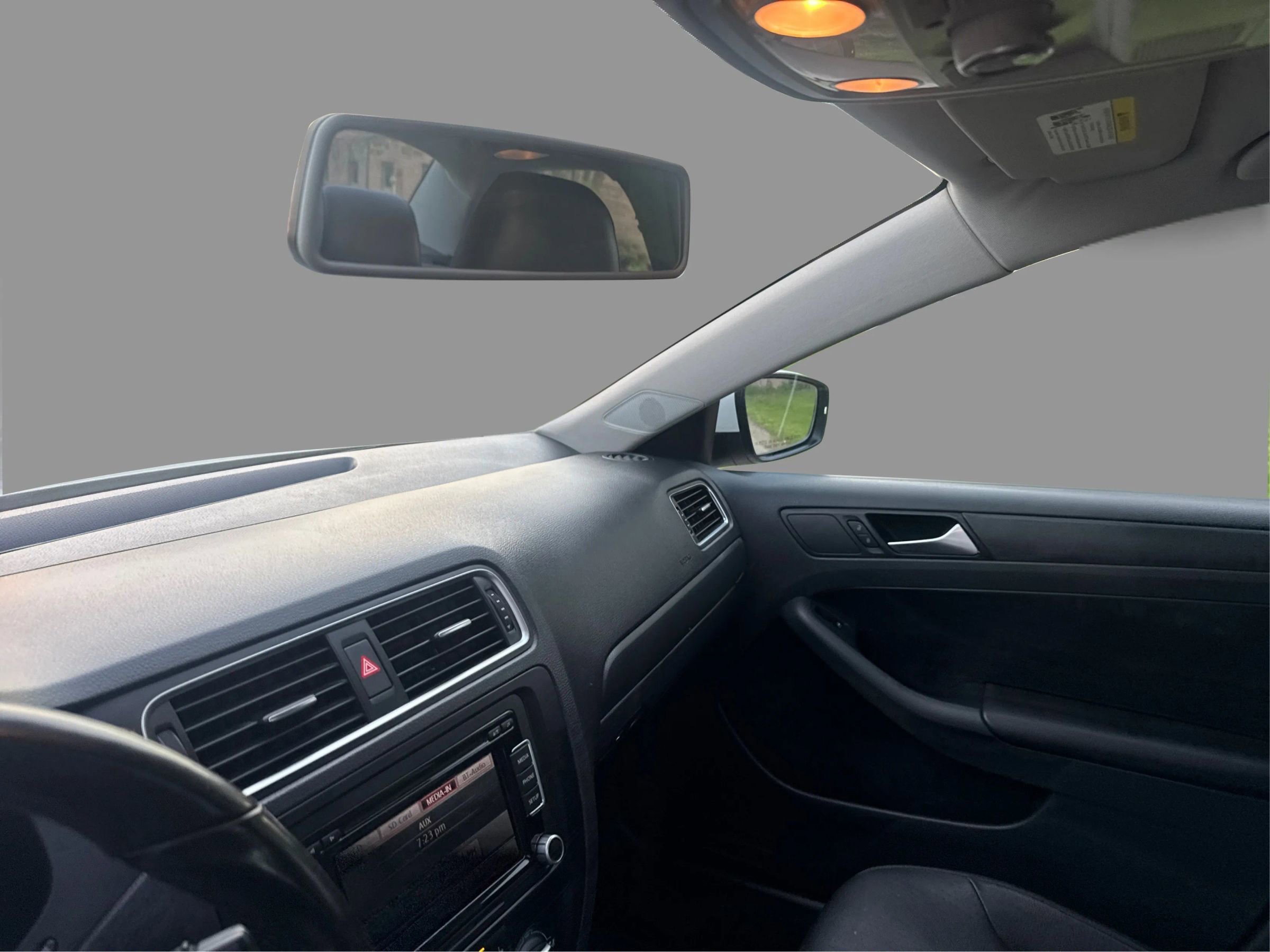 Used 2012 Volkswagen Jetta SE FWD image 19