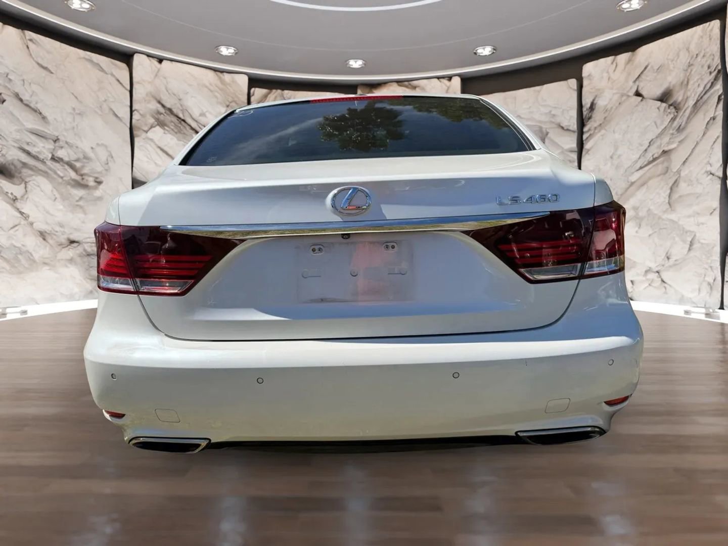 Used 2016 Lexus LS 460 w/ Comfort Package image 7