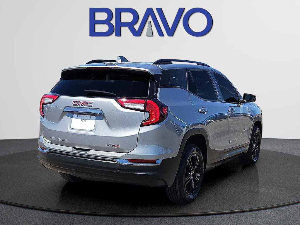 Used 2023 GMC Terrain AT4 AWD/4WD image 4