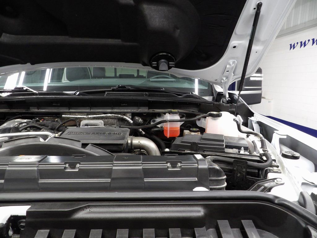 Used 2025 GMC Sierra 2500 AT4X image 33