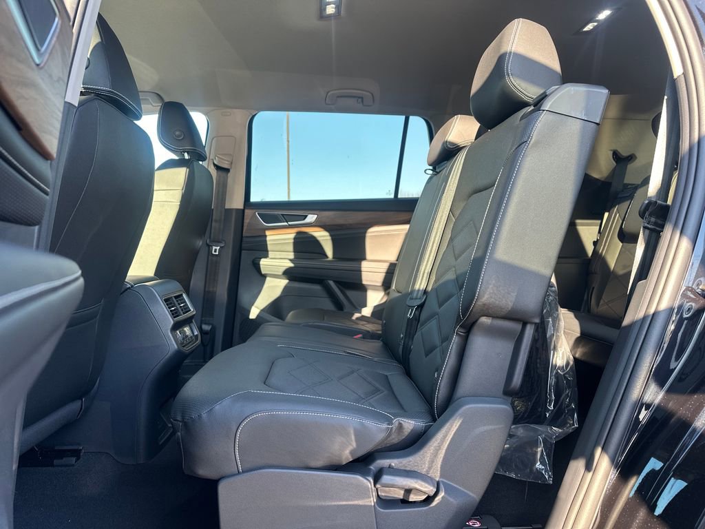 New 2026 Volkswagen Atlas SE image 13