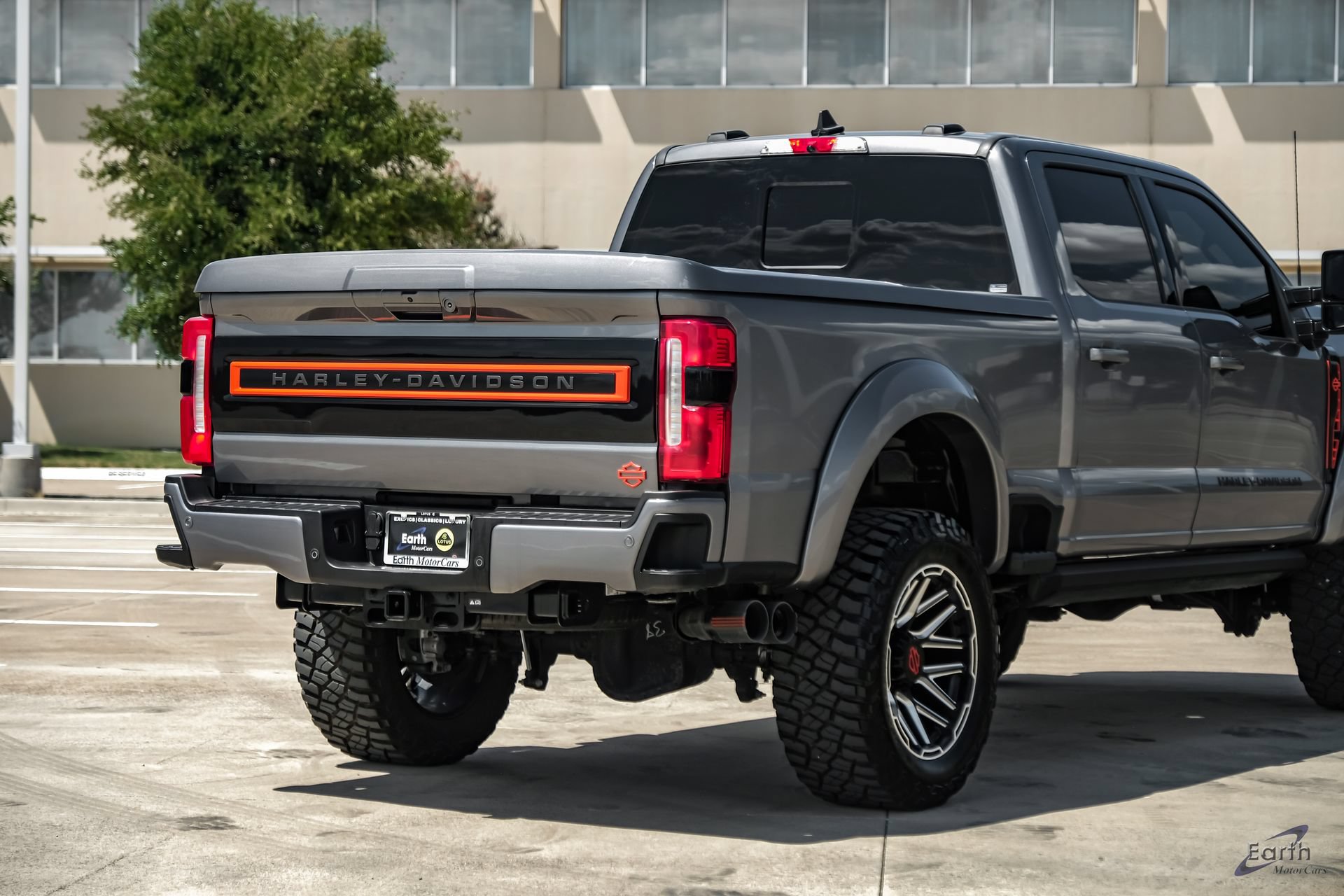 Used 2024 Ford F250 Lariat w/ Lariat Ultimate Package AWD/4WD image 19