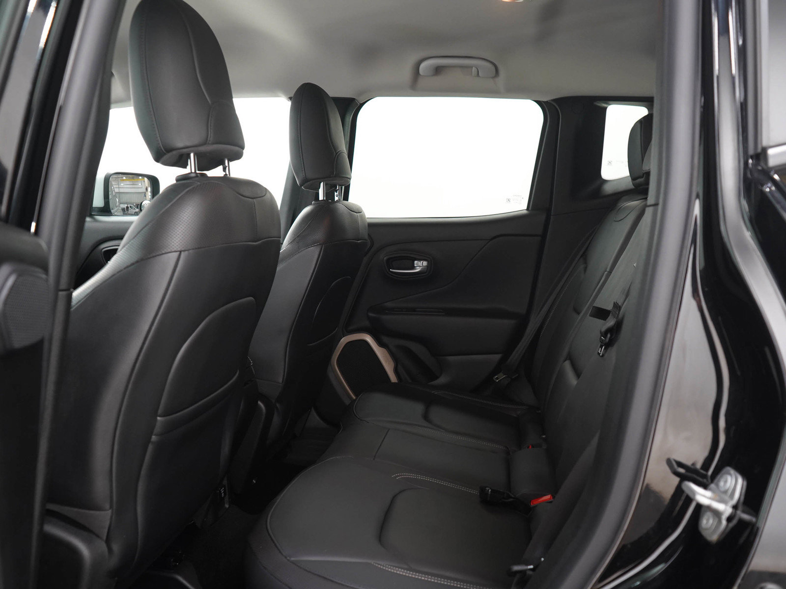 Used 2015 Jeep Renegade Limited AWD/4WD image 14