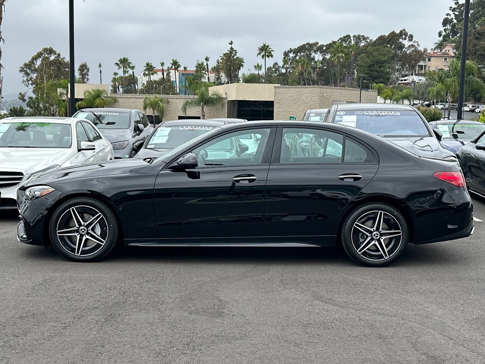 Used 2025 Mercedes-Benz C 300 4MATIC Sedan image 6