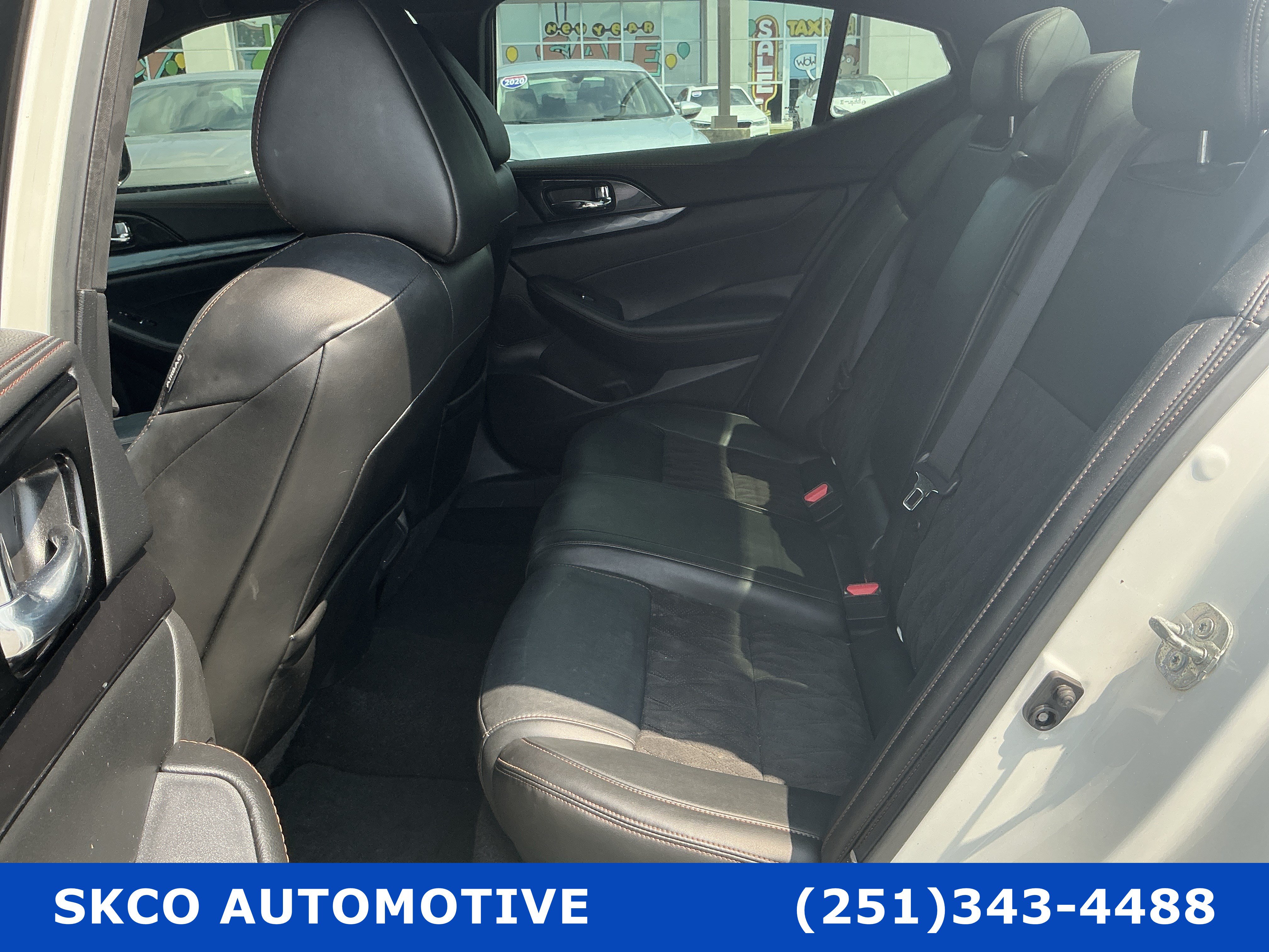 Used 2020 Nissan Maxima SR w/ Sport Mat Group FWD image 14
