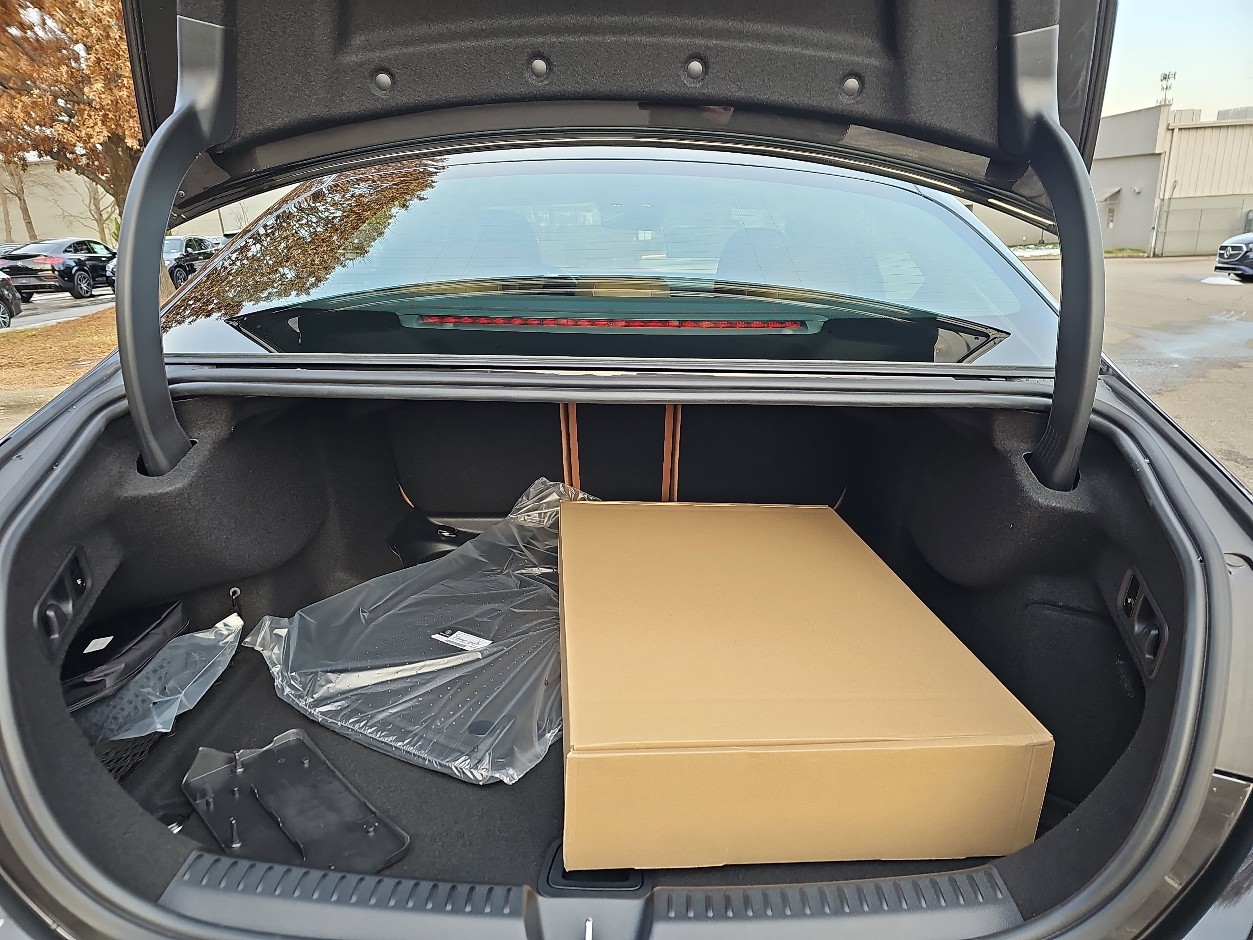 New 2026 Mercedes-Benz E 350 4MATIC Sedan image 14