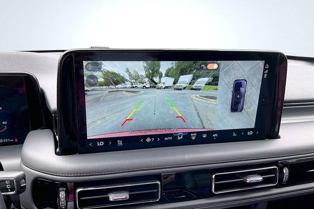Used 2026 Lincoln Aviator 2WD image 16