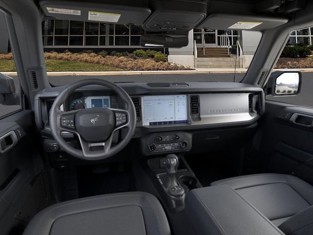 New 2025 Ford Bronco Outer Banks image 9