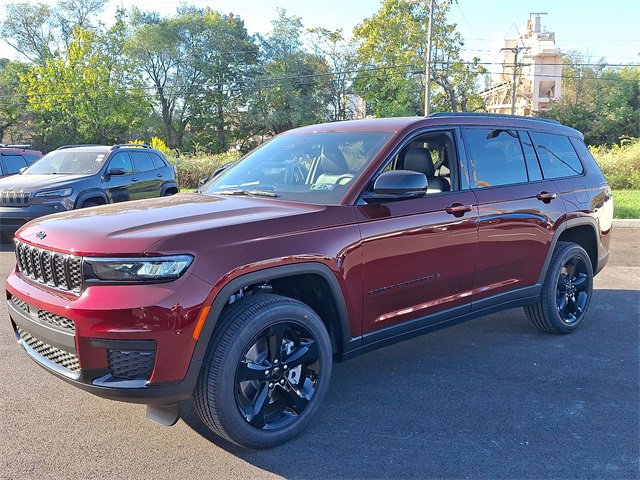 New 2025 Jeep Grand Cherokee L Altitude image 6
