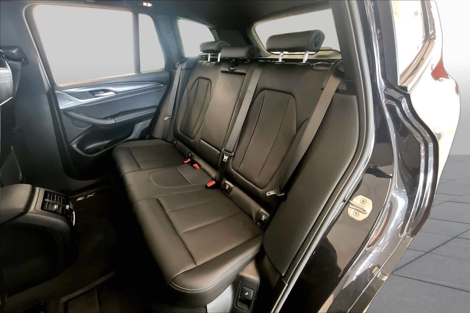 Used 2023 BMW X3 sDrive30i w/ M Sport Package RWD image 18