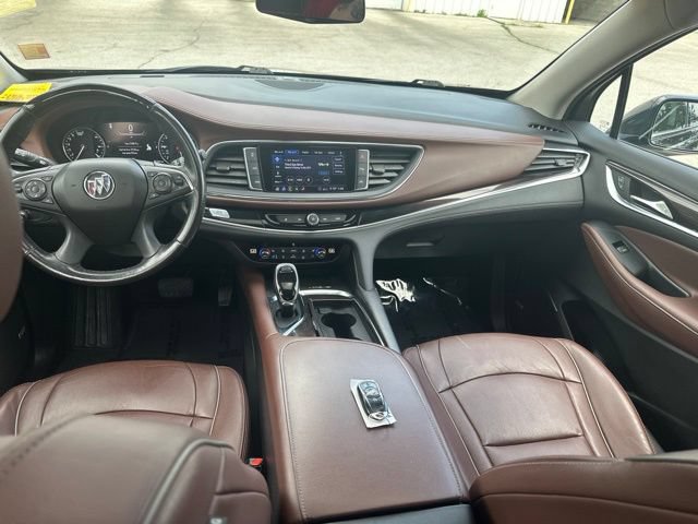 Used 2021 Buick Enclave Avenir w/ Avenir Technology Package AWD/4WD image 16