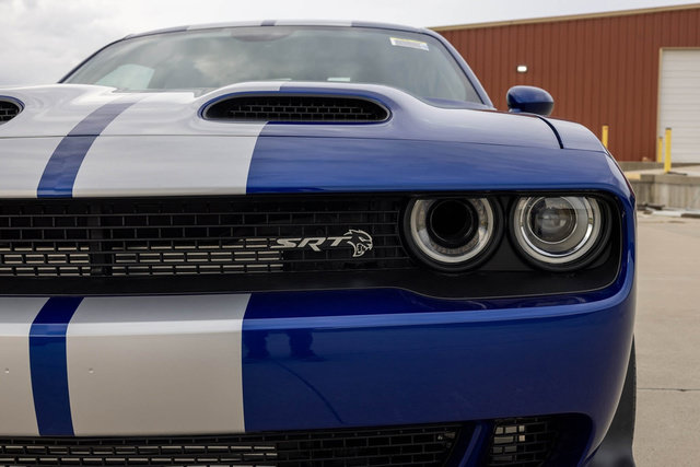 Used 2022 Dodge Challenger SRT Hellcat RWD image 64