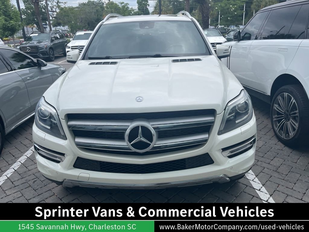 Used 2014 Mercedes-Benz GL 350 BlueTEC 4MATIC image 2