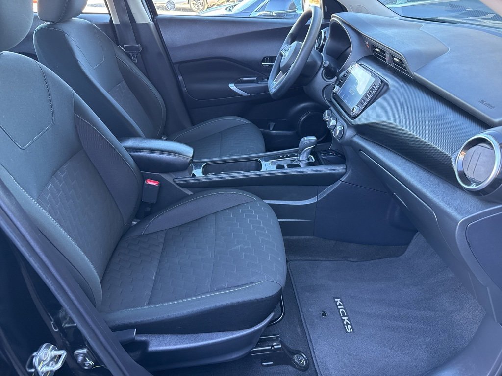 Used 2024 Nissan Kicks SV image 23