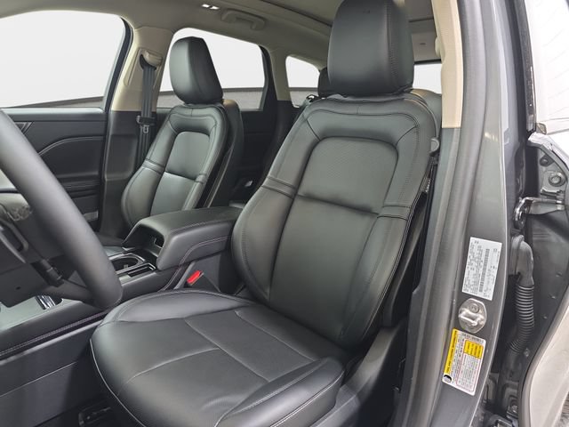Used 2025 Lincoln Corsair AWD w/ Equipment Group 101A image 12