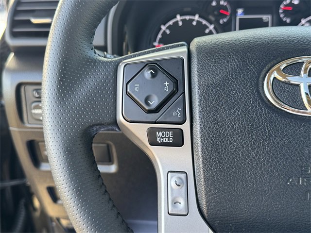 Used 2020 Toyota 4Runner SR5 Premium image 12