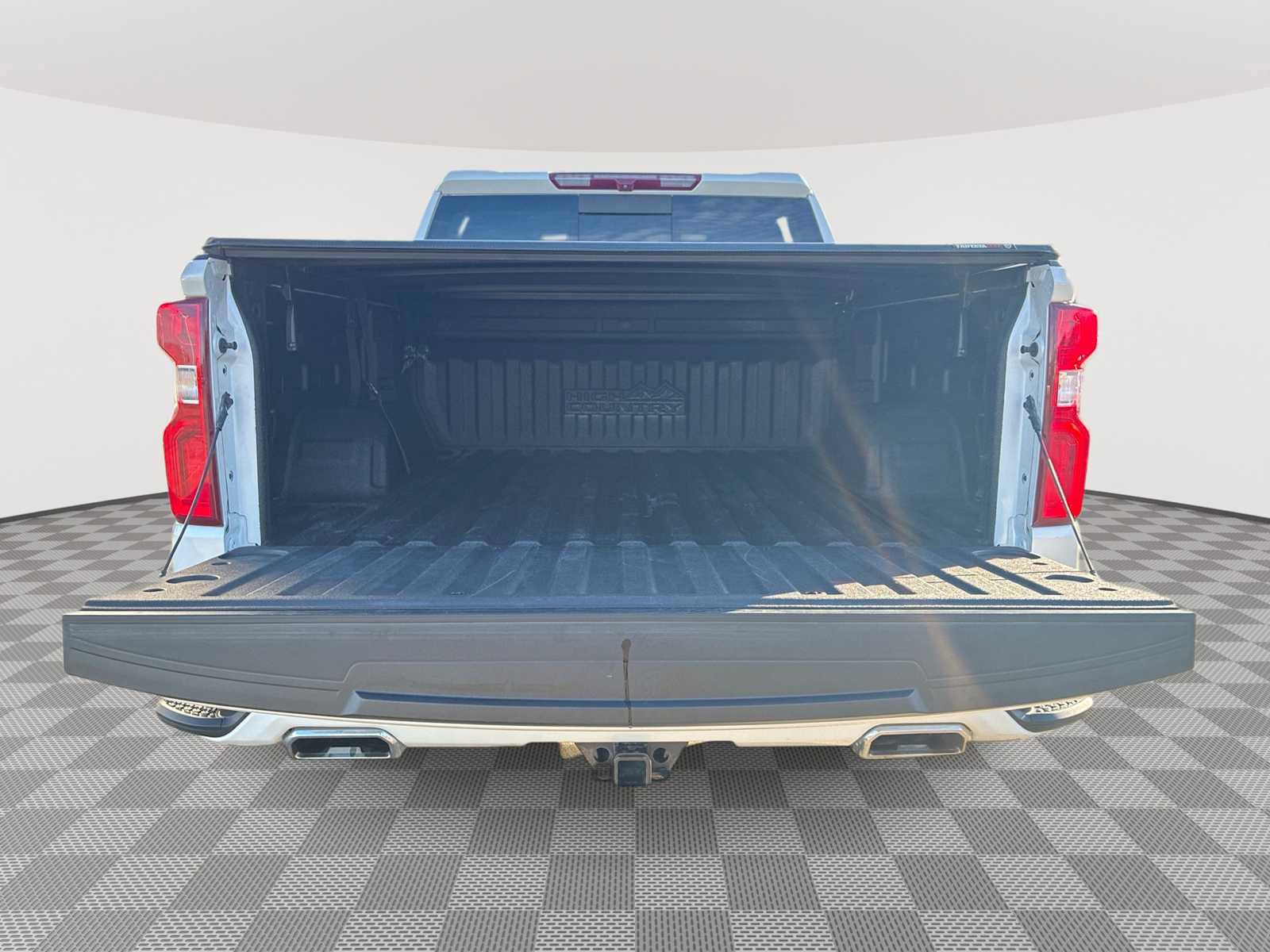 Certified 2023 Chevrolet Silverado 1500 High Country image 32