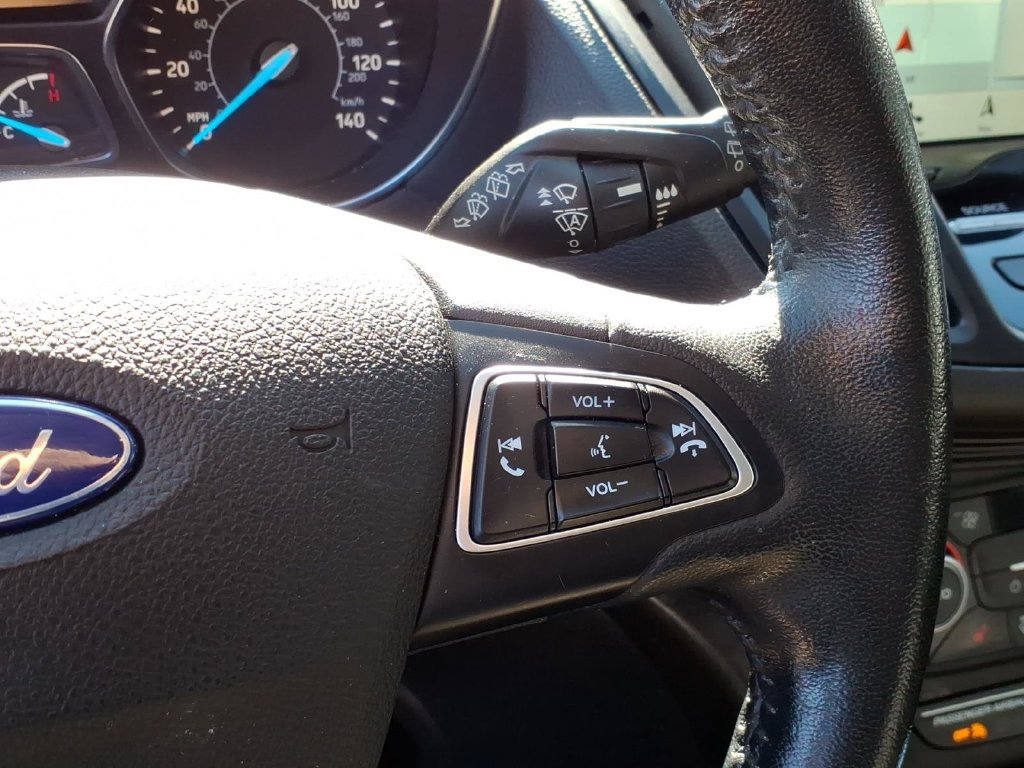 Used 2019 Ford Escape Titanium AWD/4WD image 22