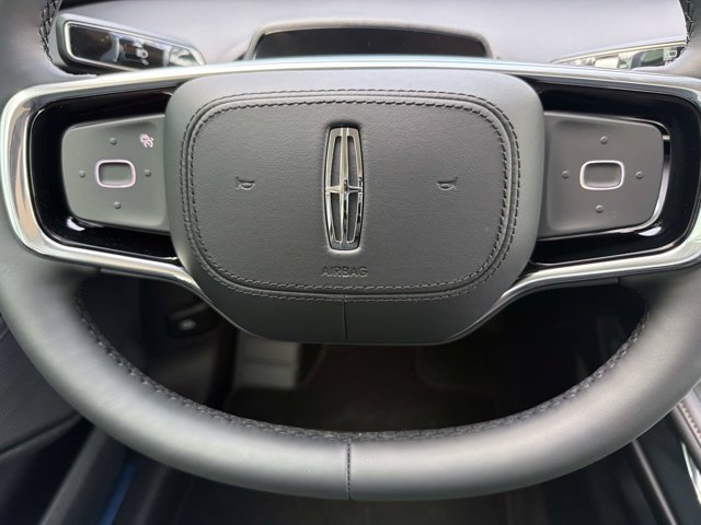 New 2026 Lincoln Nautilus Premier AWD/4WD image 26
